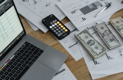 Від чого залежить курс долара в Україні і де дивитися офіційний курс НБУ